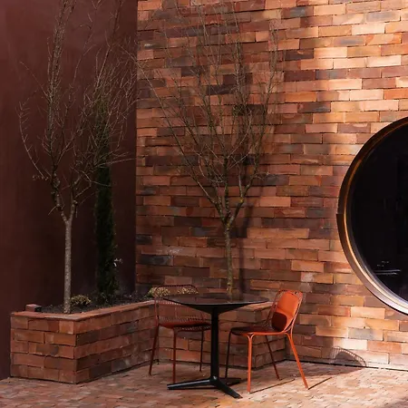 Borsari, A Member Of Design 4*