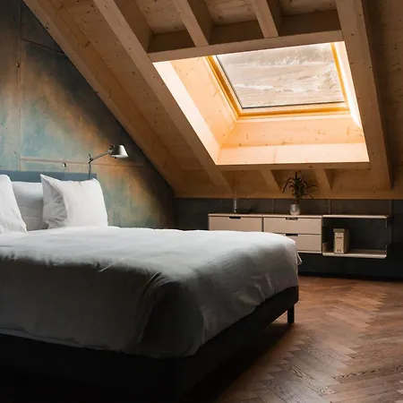 Borsari, A Member Of Design